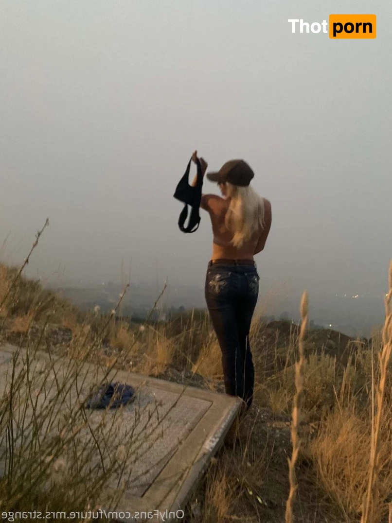 future.mrs.strange 3417597