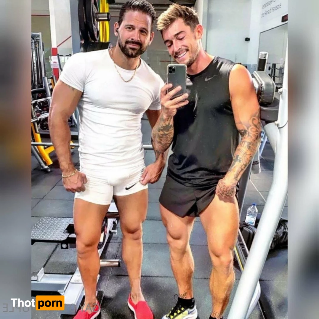 GAY 0161 COUPLE 3417076