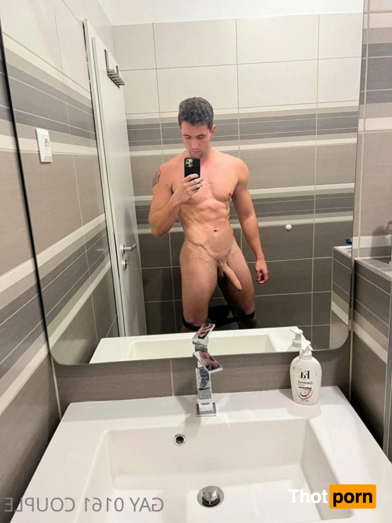 GAY 0161 COUPLE 3417109