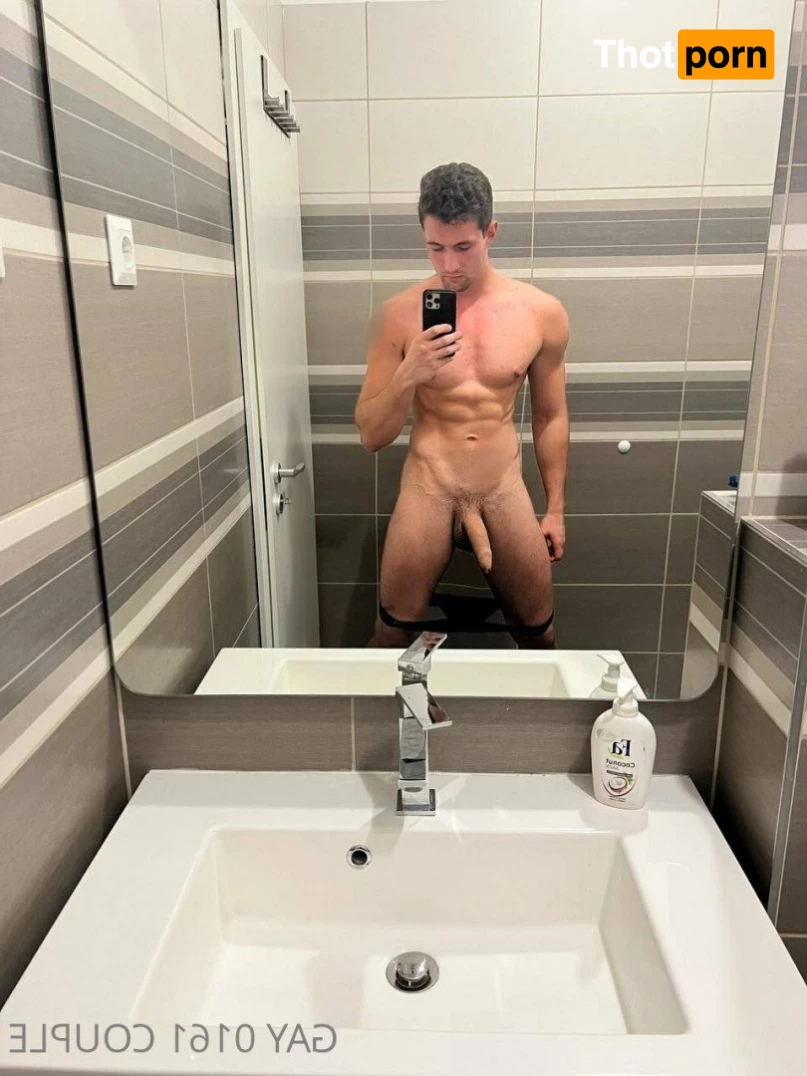 GAY 0161 COUPLE 3417351