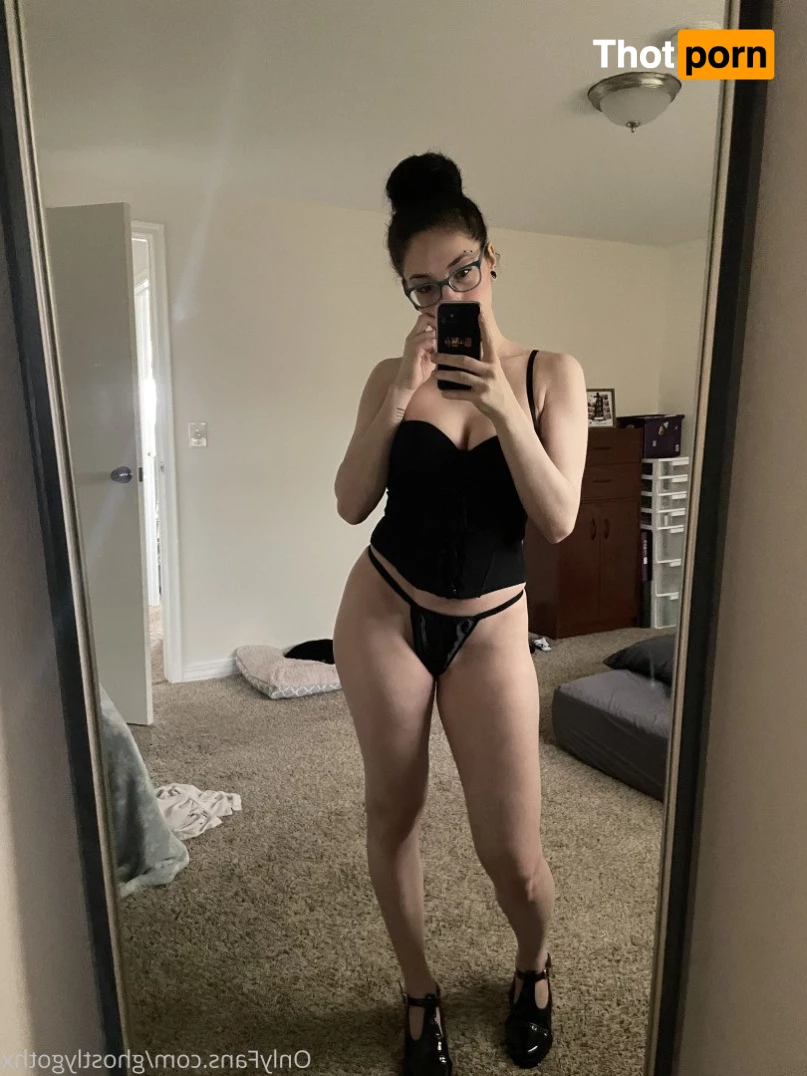 ghostlygothx 3715372