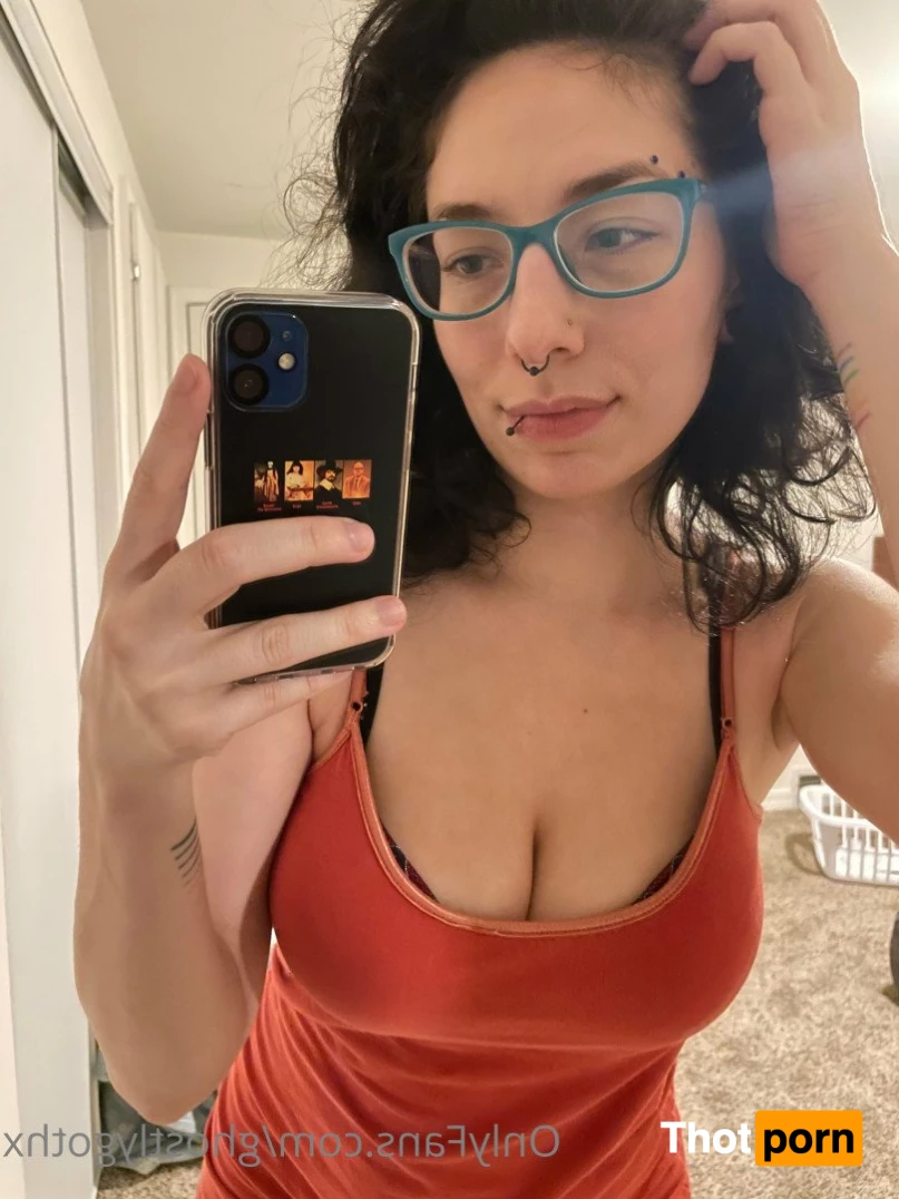 ghostlygothx 3715681