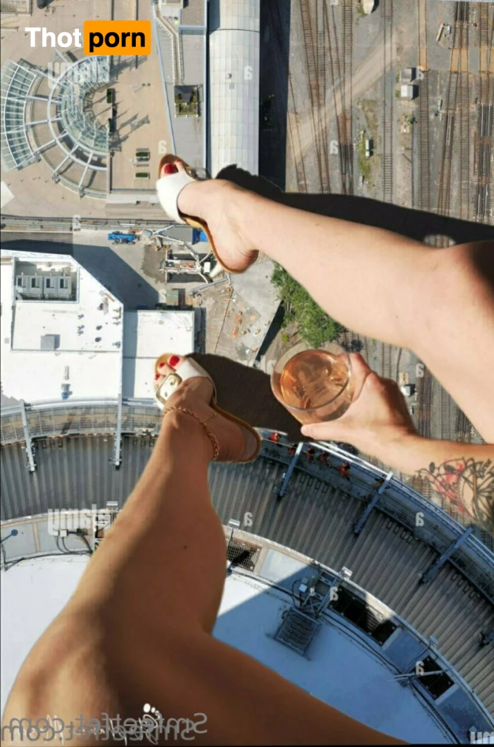 Giantess Mason Toy Box 12797147