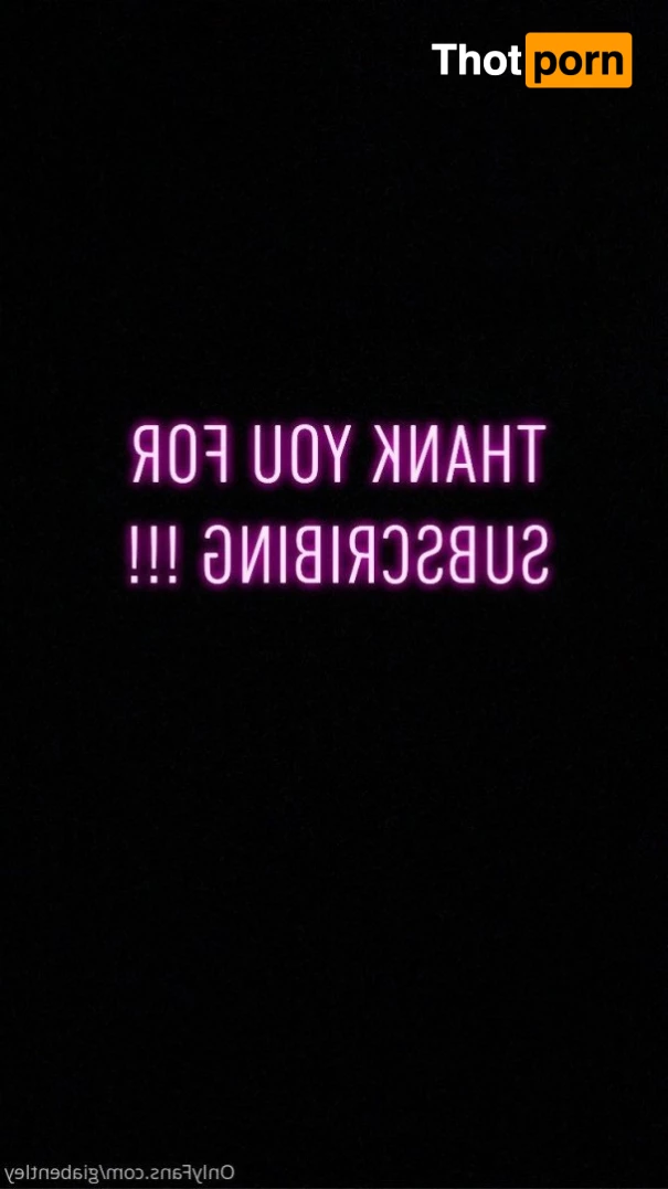 8/14 🎂🎊 CLUB GIA B  FREE 🦋 3308980