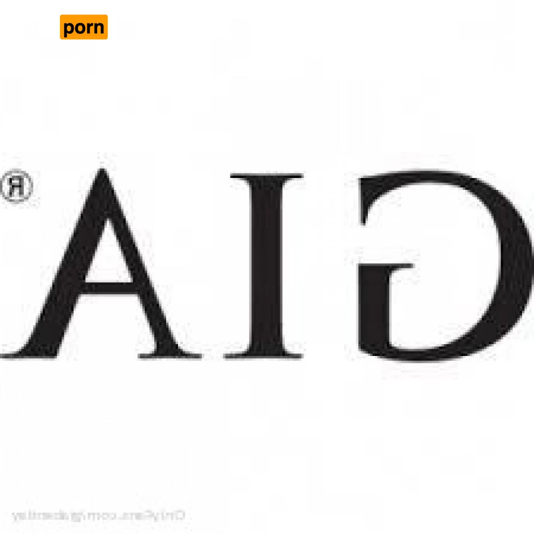 8/14 🎂🎊 CLUB GIA B  FREE 🦋 3309355