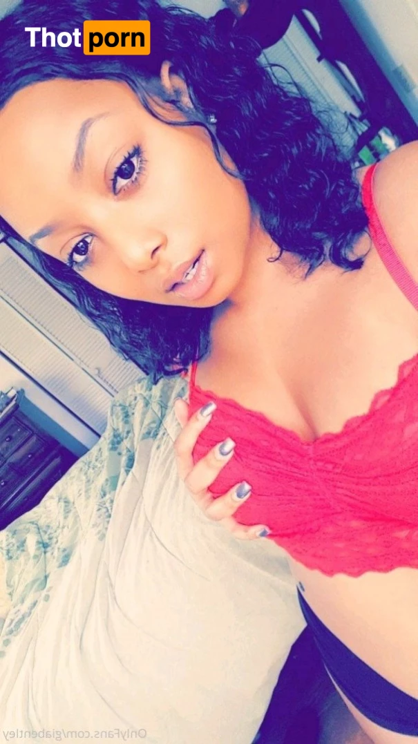 8/14 🎂🎊 CLUB GIA B  FREE 🦋 3309424