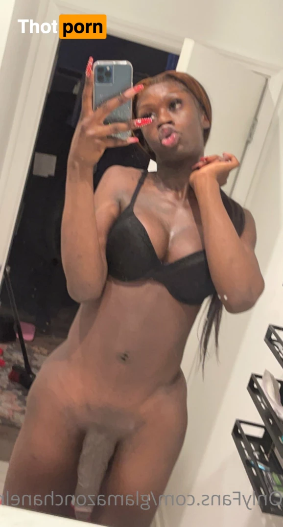 THE BIG🍆WOMAN👸🏿( FREE PAGE) 6318675