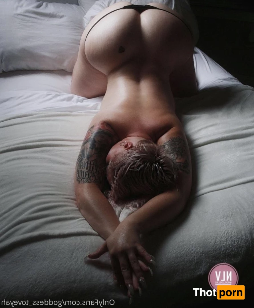 The_Goddess_Toveyah 3595933