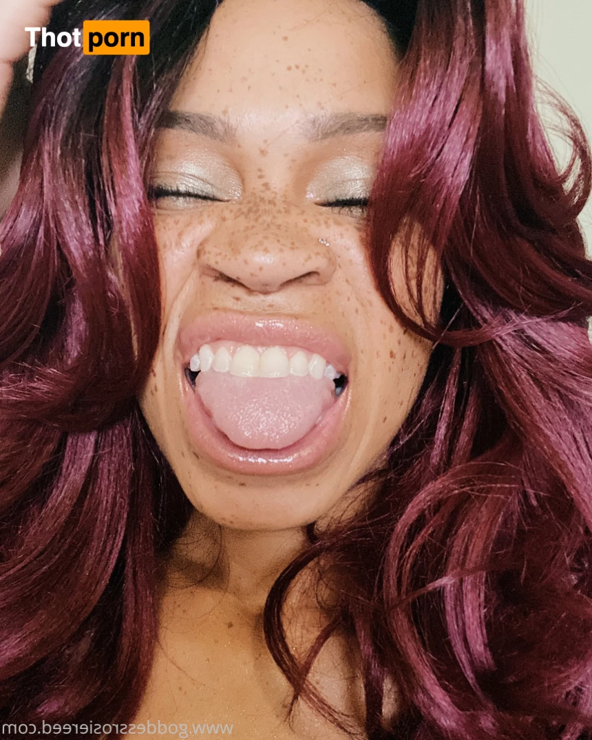 Goddess Rosie Reed 👑 6404066