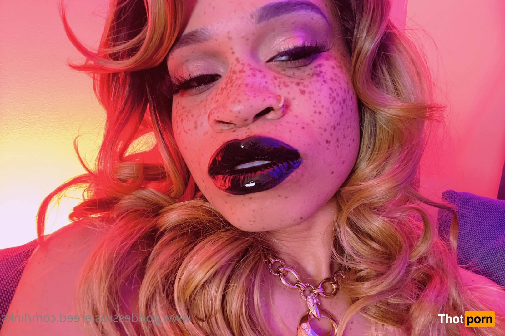 Goddess Rosie Reed 👑 6404073