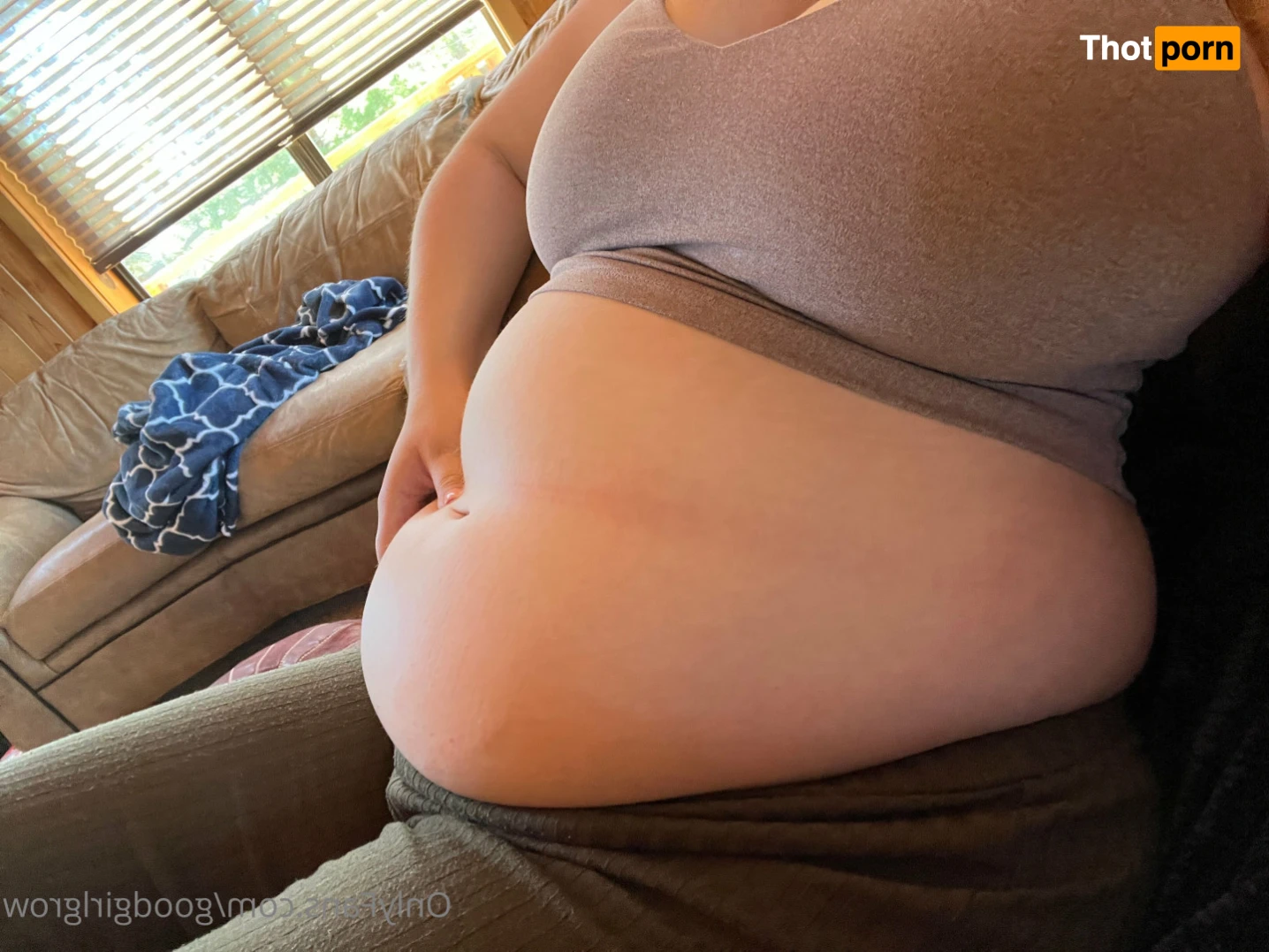 GoodGirlGrow 12751060