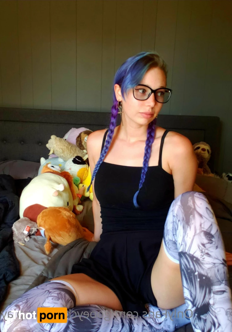 Gooeychewycosplay 6270818