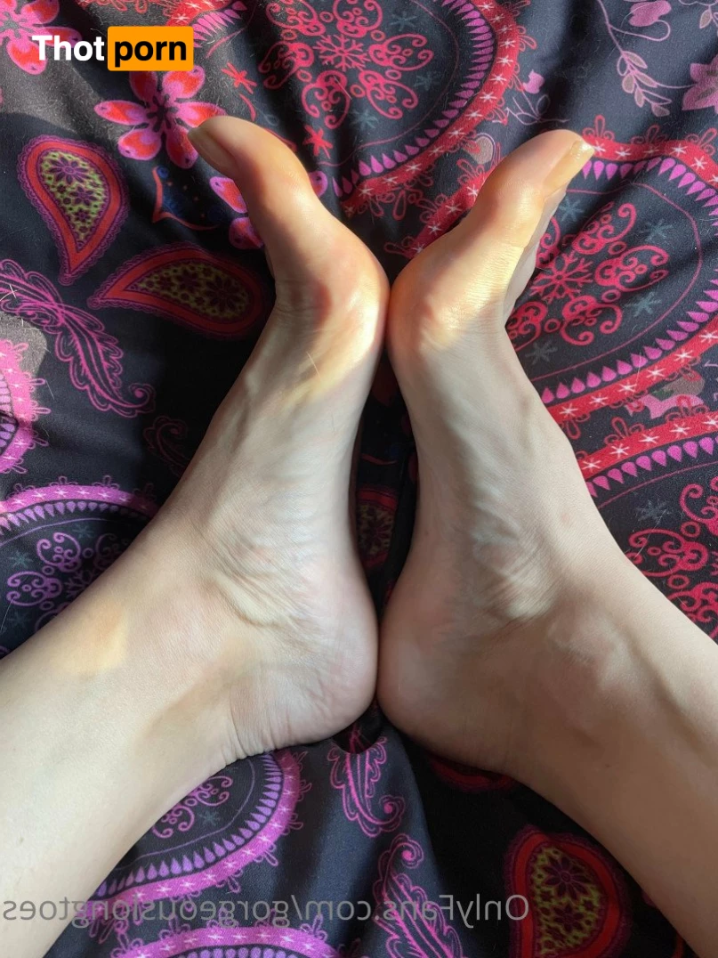 Gorgeous Long Toes 3377258