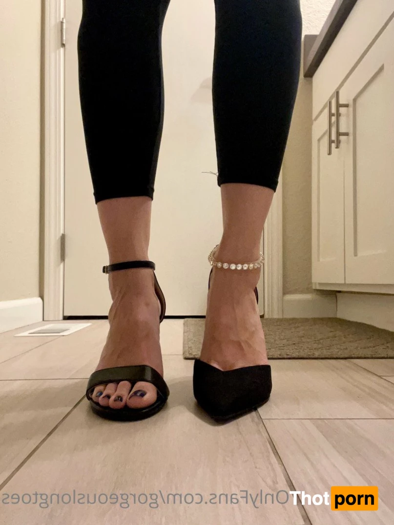 Gorgeous Long Toes 3377400