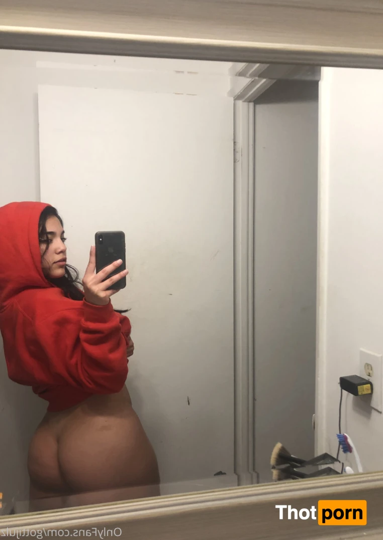 Julz Gotti ✨ 12681761