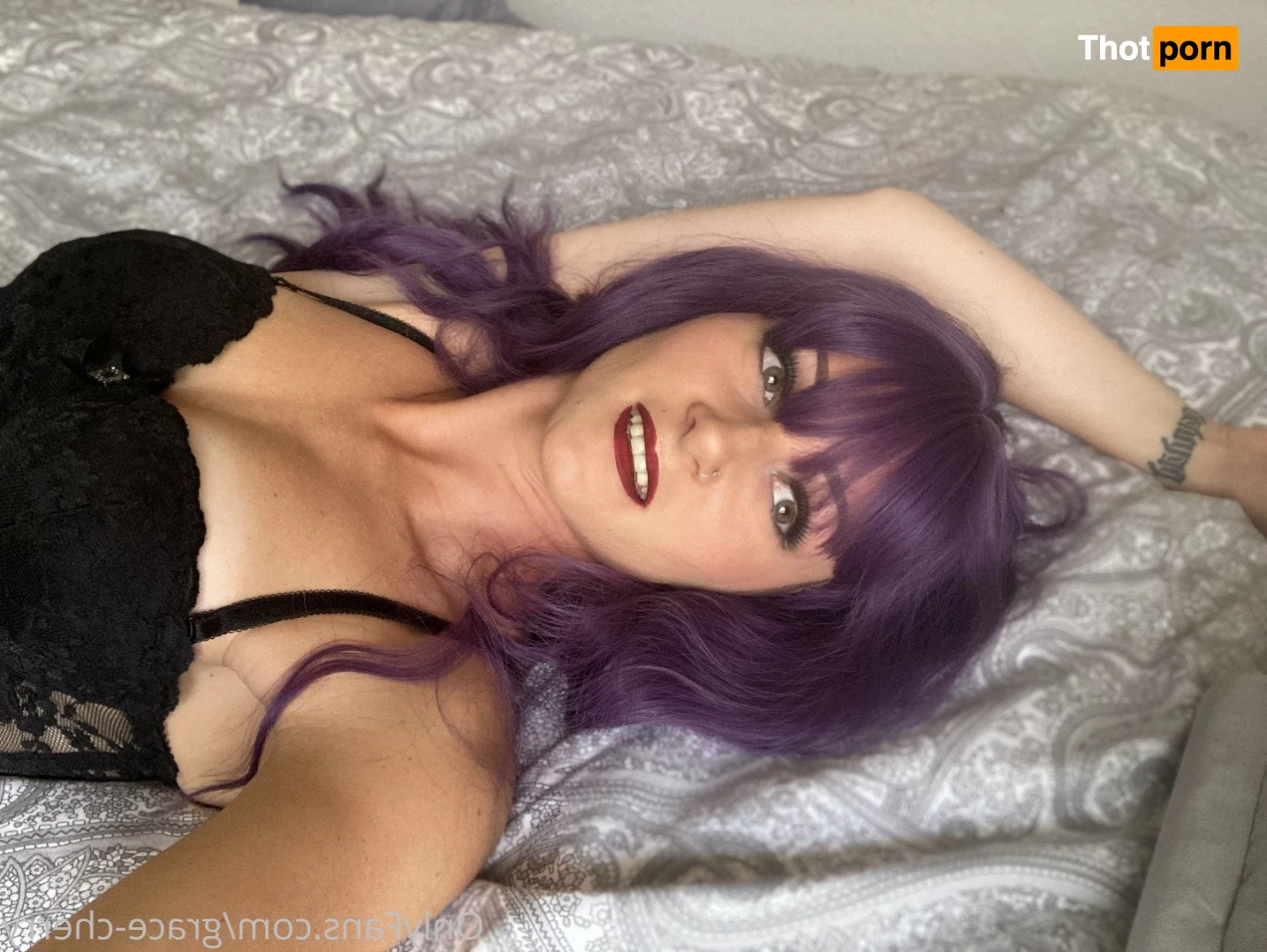 Graceyy 👄 3185360