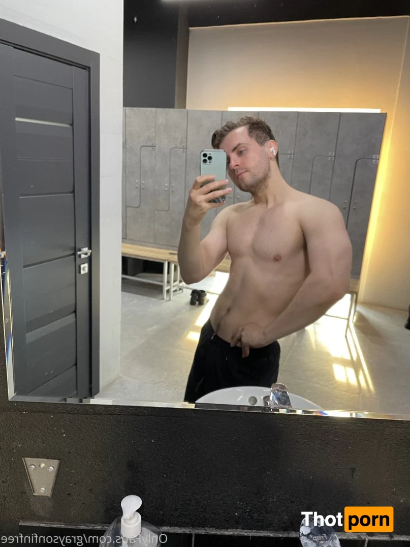 GraysonFinFree 3389735