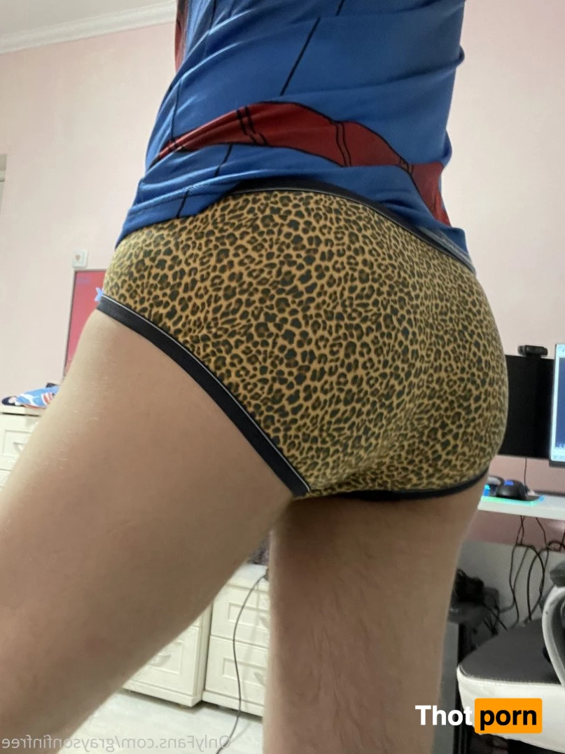 GraysonFinFree 3389763