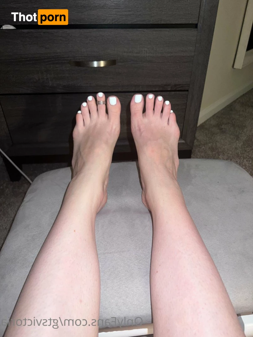 Giantess Goddess Victoria 👑 3354459