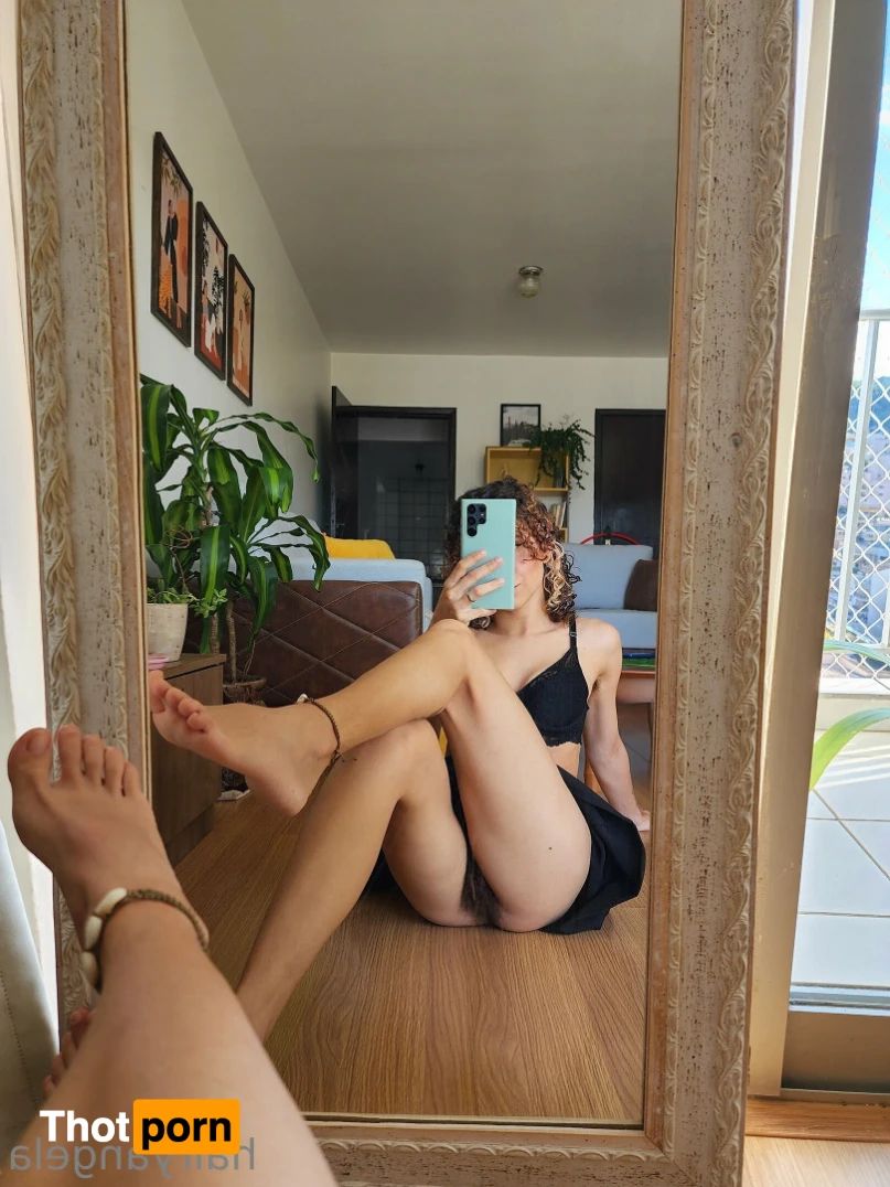 Angela 🌿 12515032