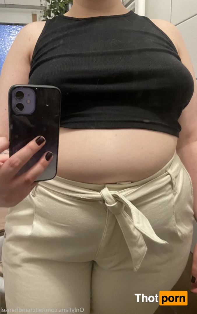 Alice and Hansel 3316519