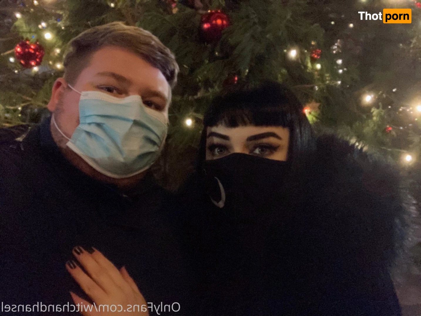 Alice and Hansel 3316688