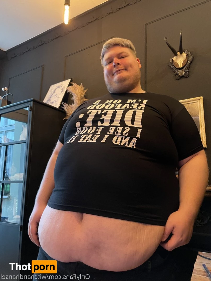 Alice and Hansel 3316710