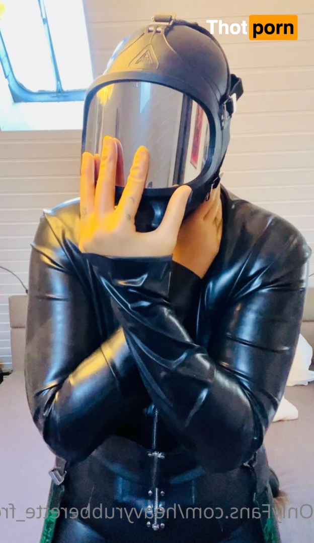 Heavyrubberette_free 12256268