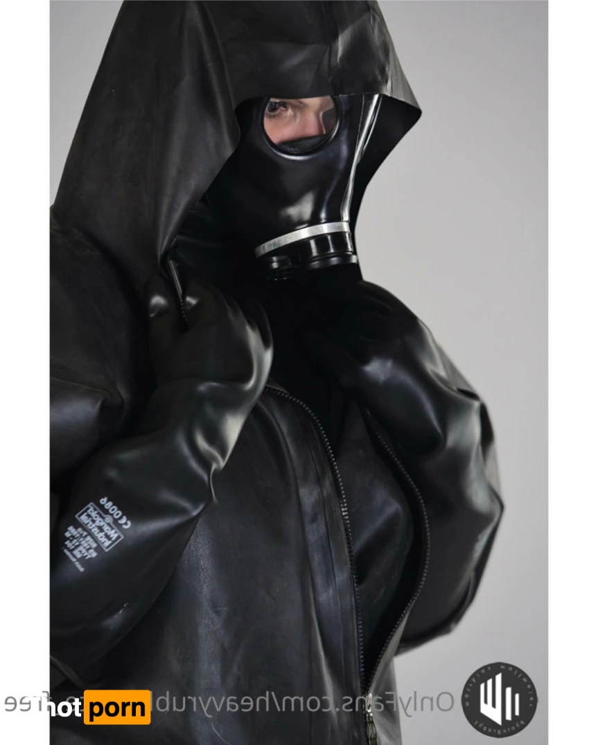 Heavyrubberette_free 12256340