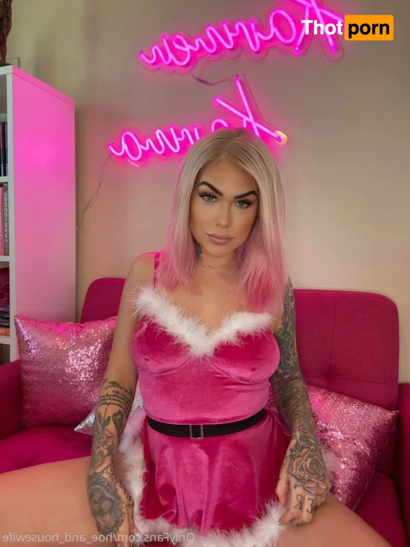 YOUR FAV TWERKER 🍑 3258766