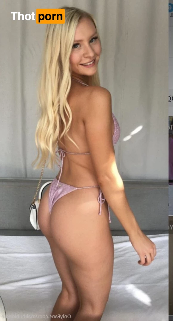 hollyanderson18 3303830