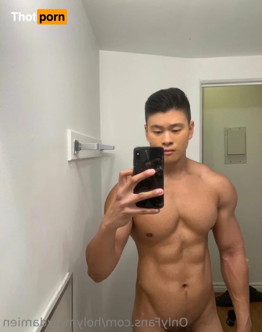 Damien Lou Free 12226687