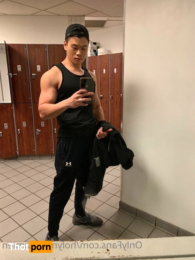 Damien Lou Free 12227285