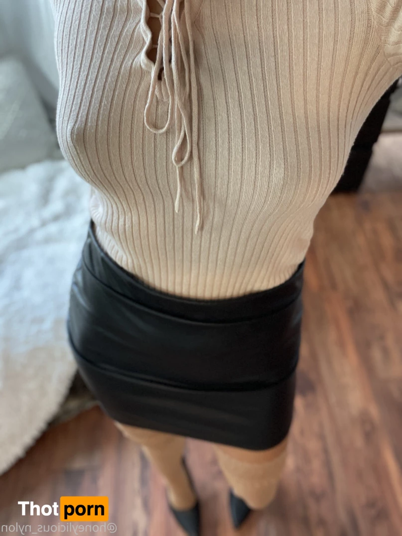 Simone Honey 5934434