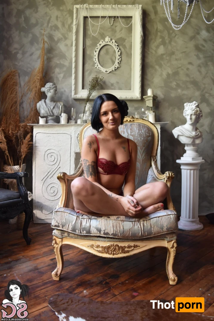 HopefulSuicideGirls 12216328