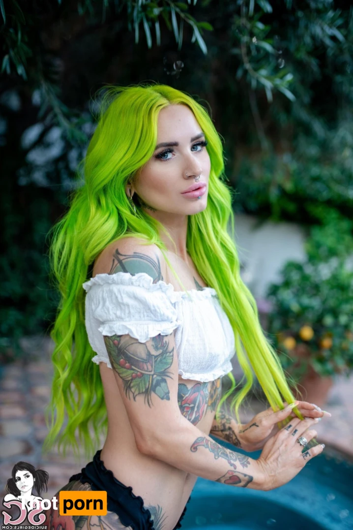 HopefulSuicideGirls 12217116