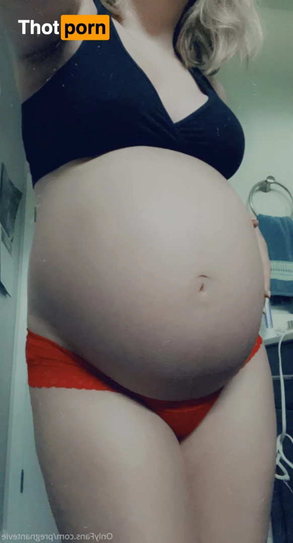 Hot Mom Evie 🥵 5871858