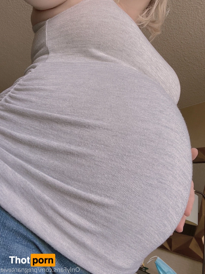 Hot Mom Evie 🥵 5872017