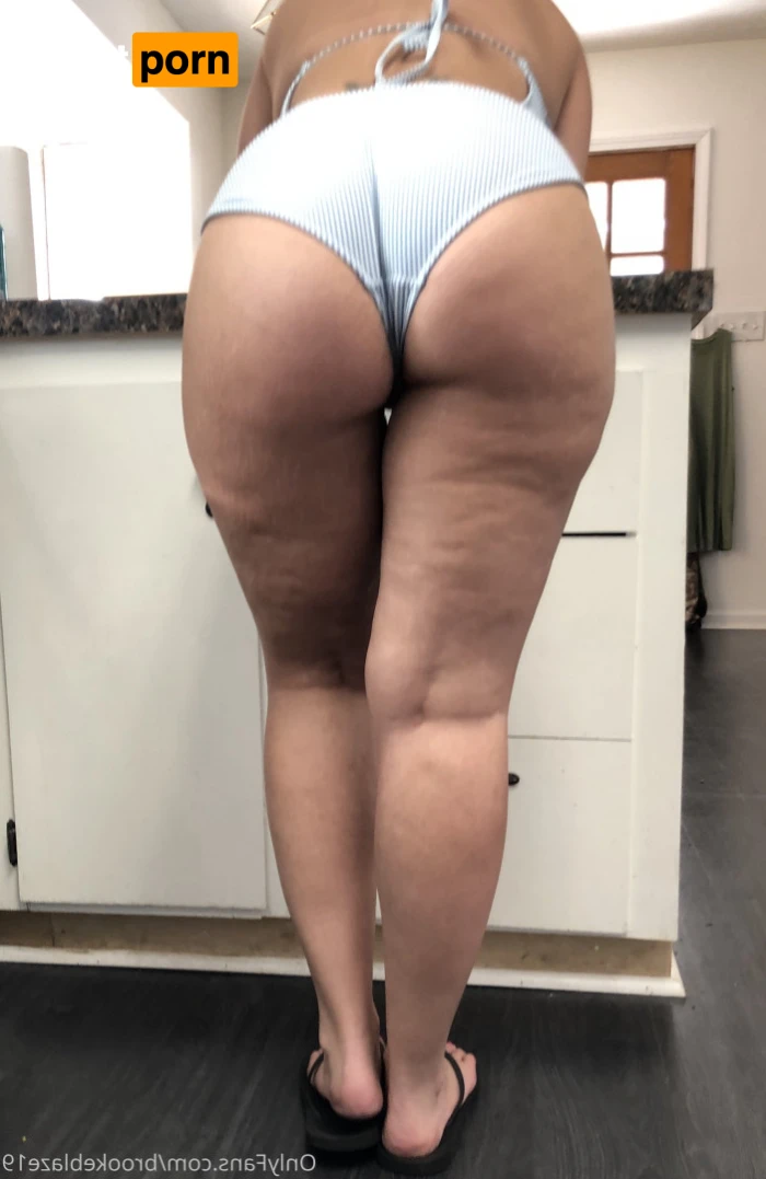 Hotwife Brooke Blaze 12210670