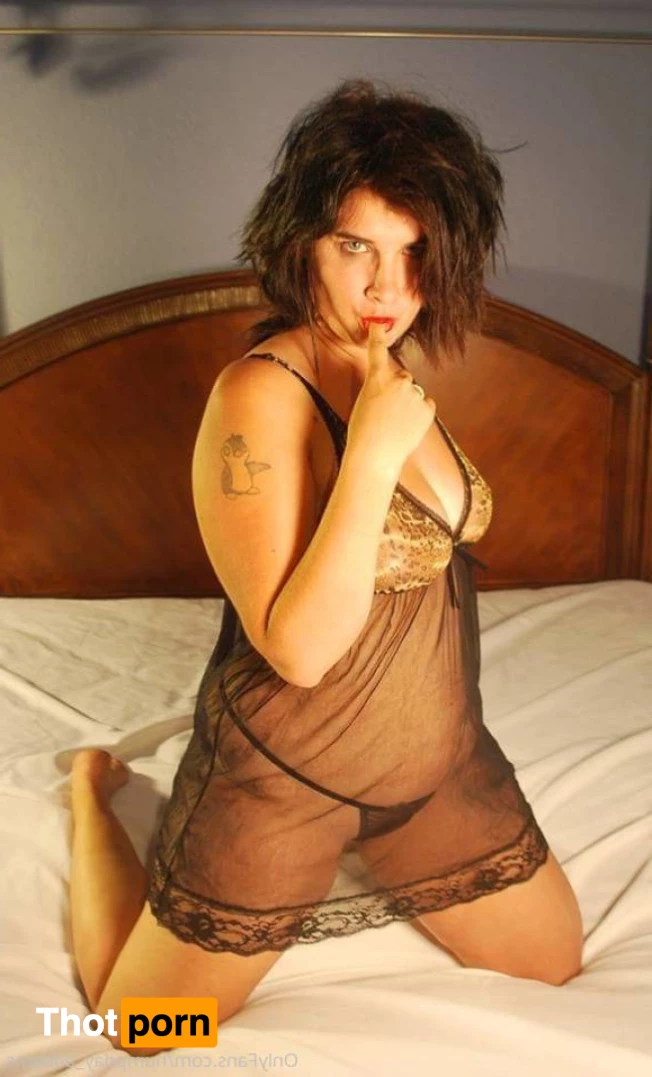 Humpday addams 5855241