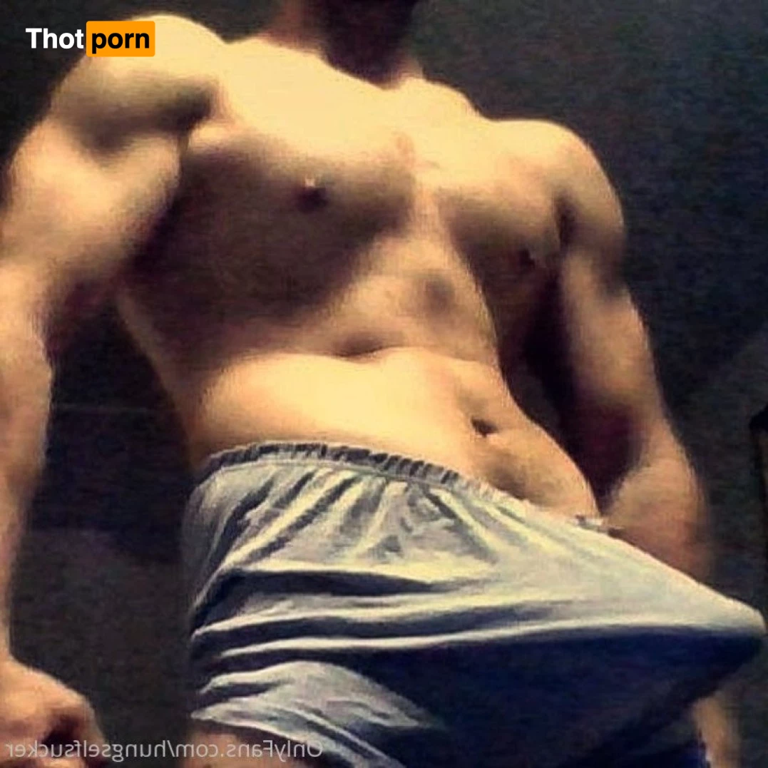 Hung Selfsucker 3580269