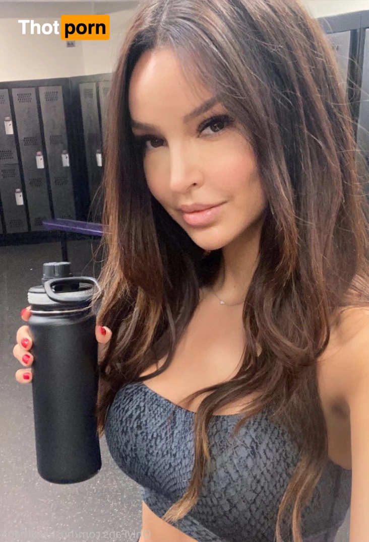 Hustle With Ann 3356272