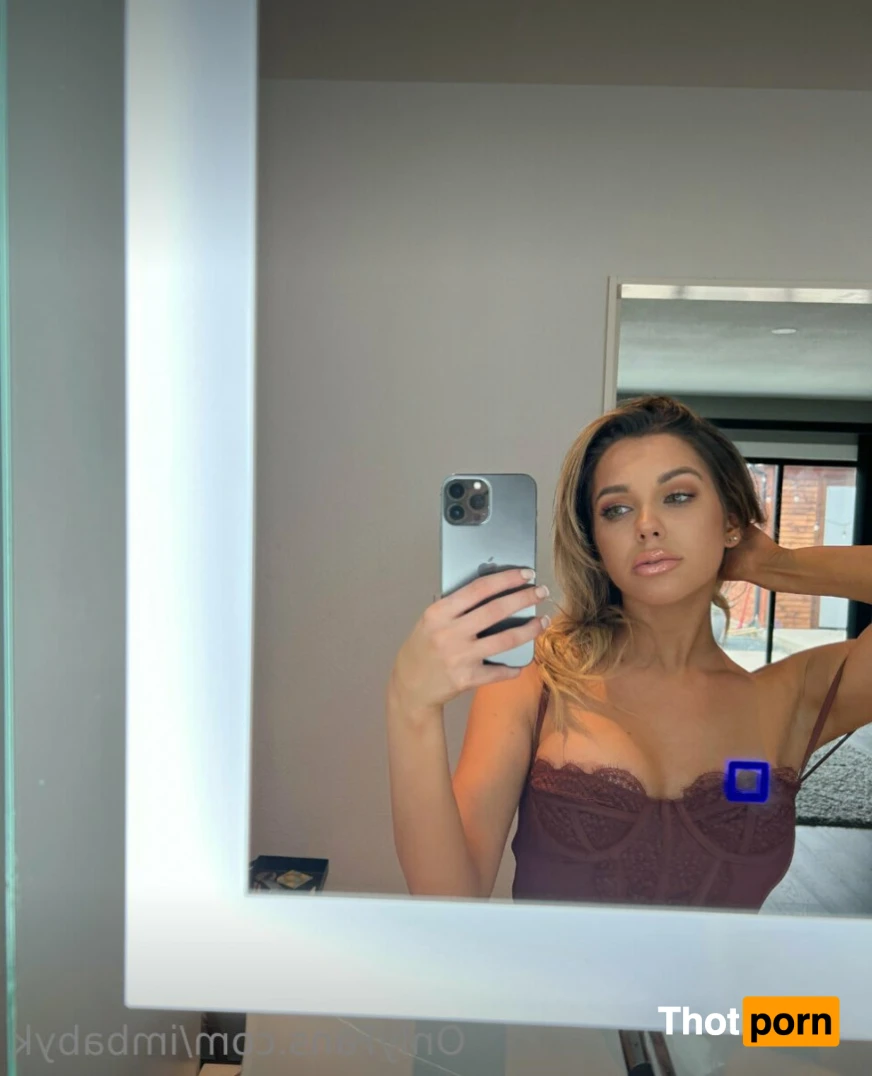 Aspen Ashleigh 12153737