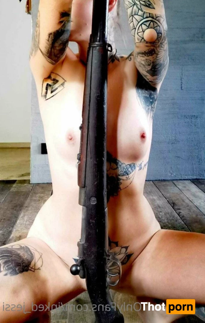 TätowierteErotik. 3396254