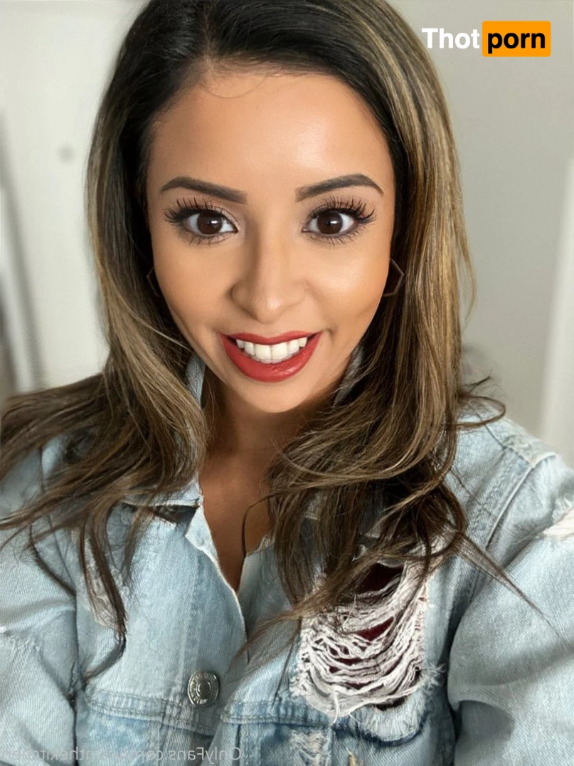 Iris in the kitchen @irisinthekitchen nude pics