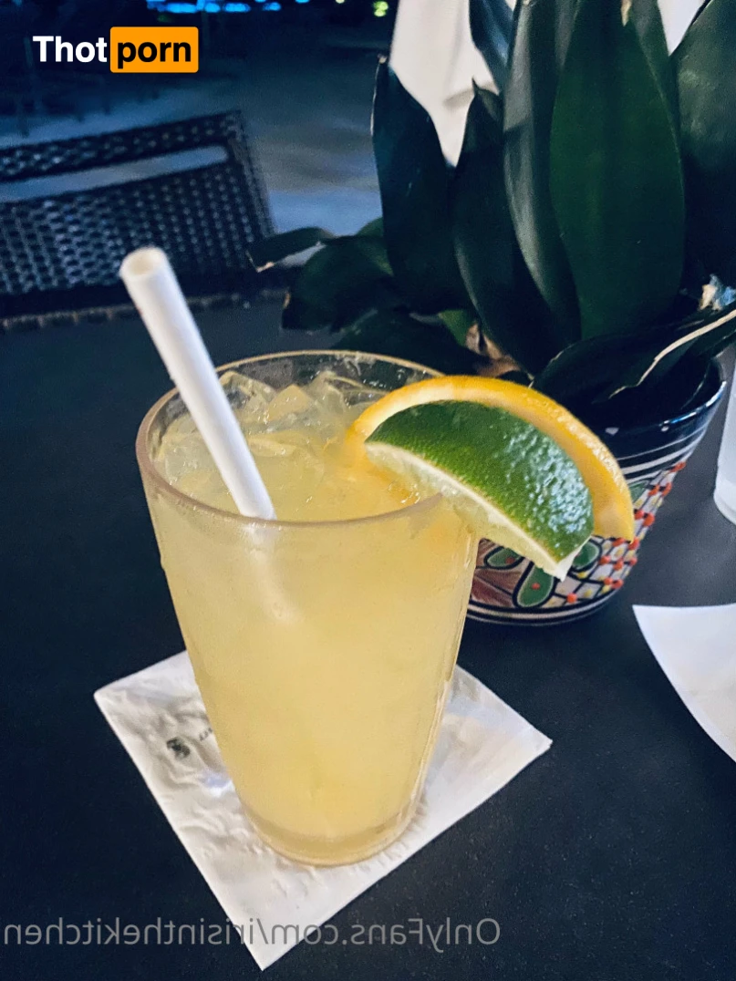 Iris In The Kitchen 15588216