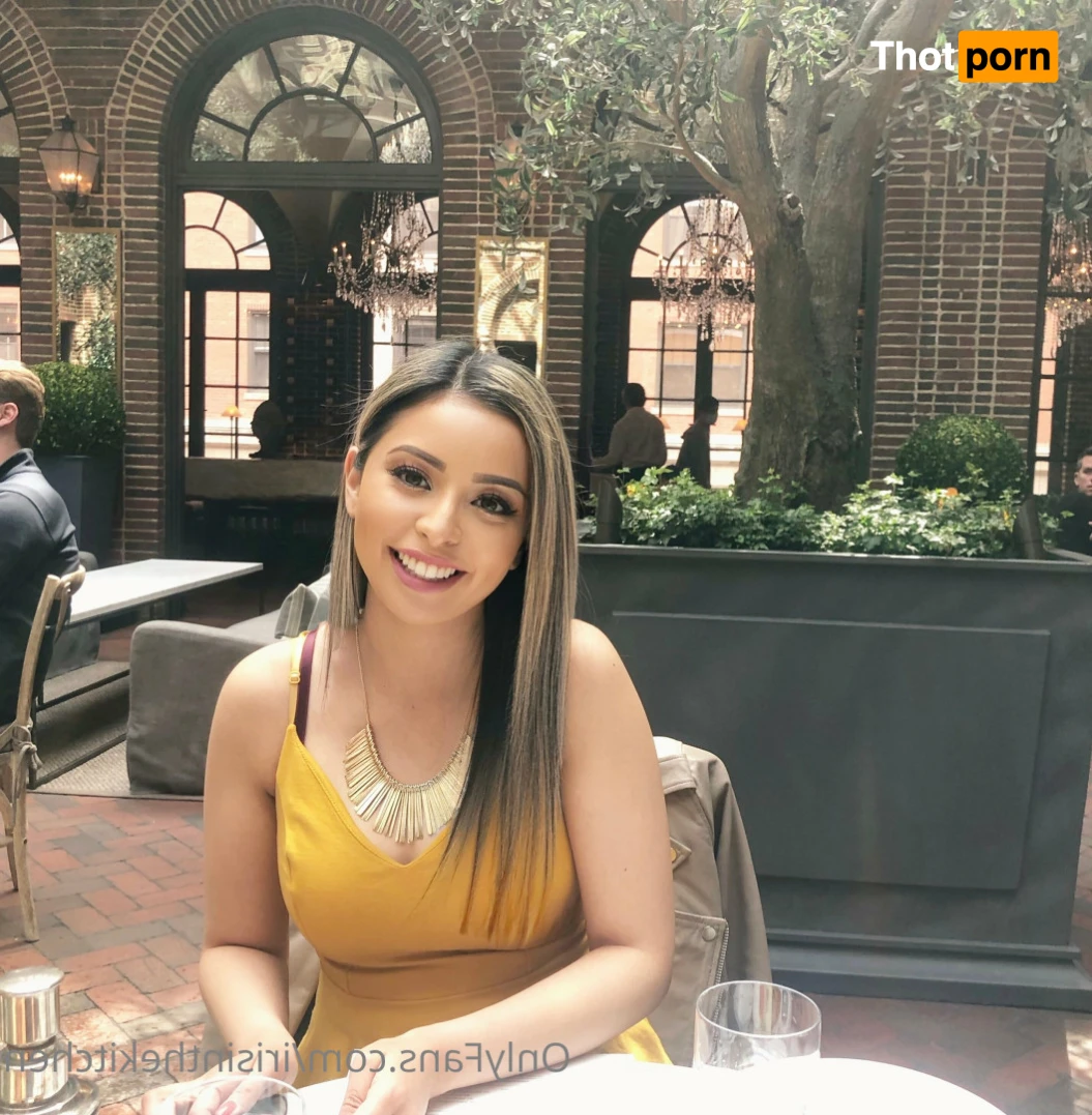 Iris In The Kitchen 15627852