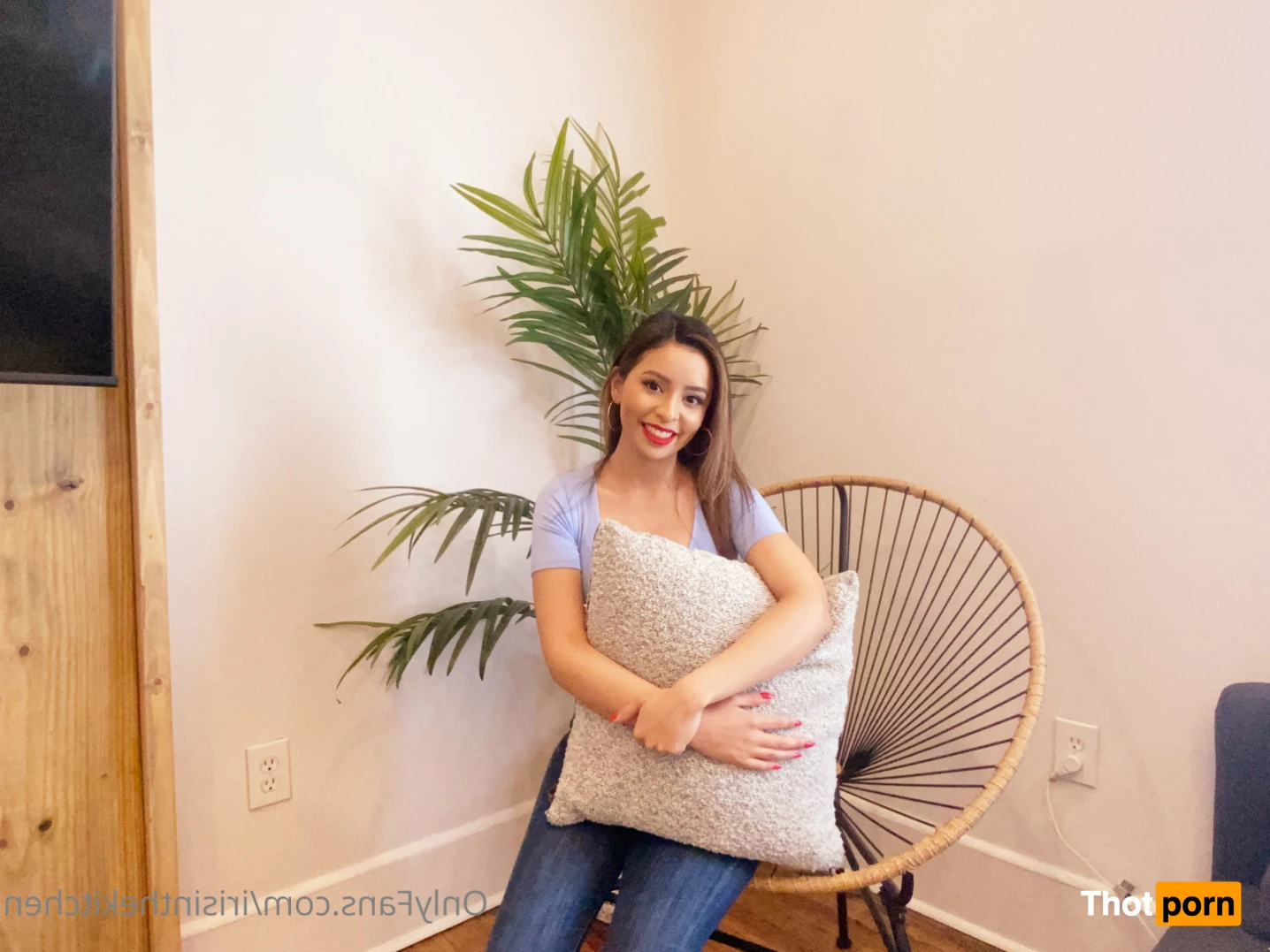 Iris In The Kitchen 15656645