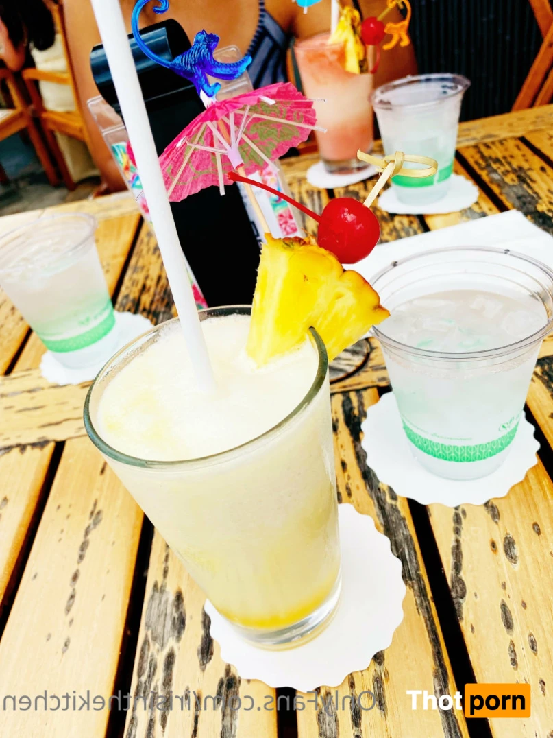 Iris In The Kitchen 15706379