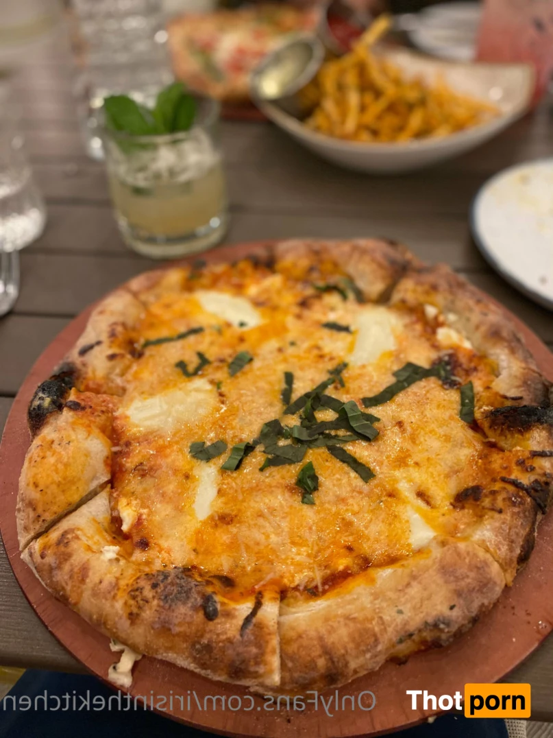 Iris In The Kitchen 15730972